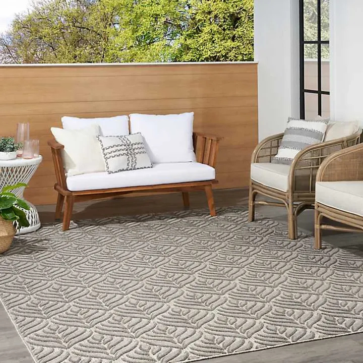 Aloha Gray Botanical Indoor/Outdoor Rug, 5x7