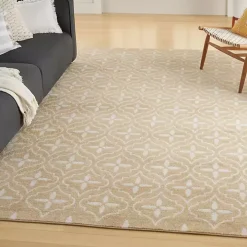 Beige & Ivory Quatrefoil Indoor/Outdoor Rug, 8x10