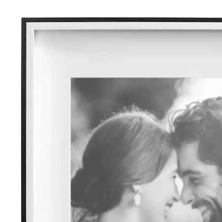 Black & White Gibson 4-pc. Gallery Wall Frame Set