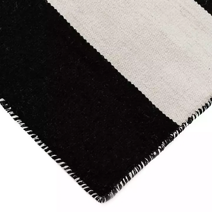 Black Cabana Stripe Indoor/Outdoor Area Rug, 5x7