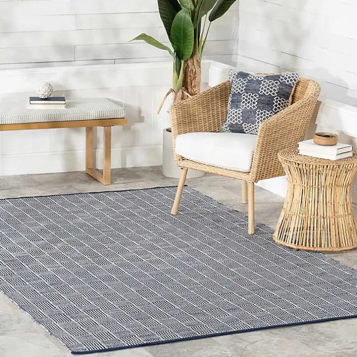 Blue & Ivory Checkered Indoor/Outdoor Runner, 3x8