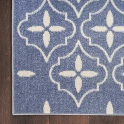 Blue & Ivory Quatrefoil Indoor/Outdoor Rug, 4x6