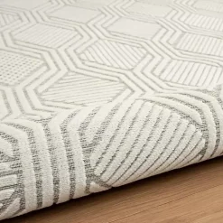 Cream and Blue Geo Indoor/Outdoor Area Rug, 7x9