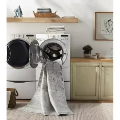 Cream Traditional Washable Area Rug, 7x10