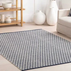 Dark Gray and Ivory Dainty Diamond Runner