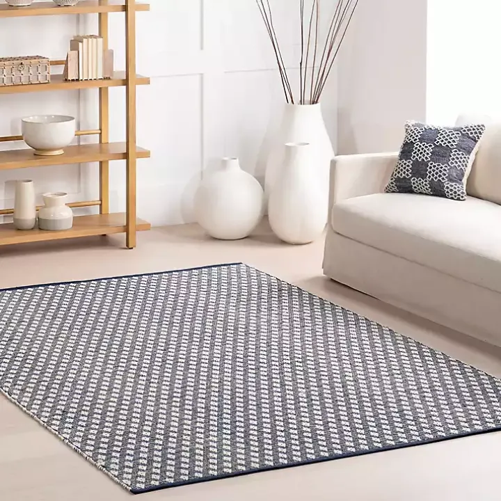 Dark Gray and Ivory Dainty Diamond Area Rug, 6x9