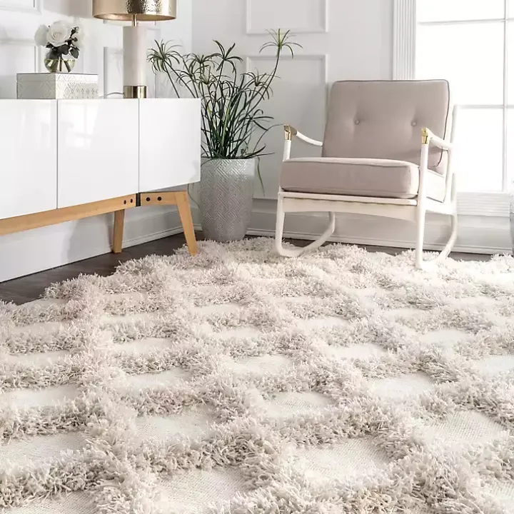 Francis Diamond Shaggy Area Rug, 6x9