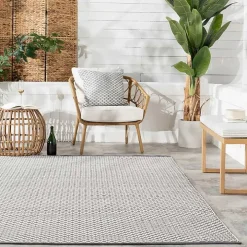 Gray & White Trellis Indoor/Outdoor Runner, 3x8
