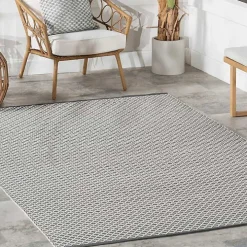Gray & White Trellis Indoor/Outdoor Runner, 3x8