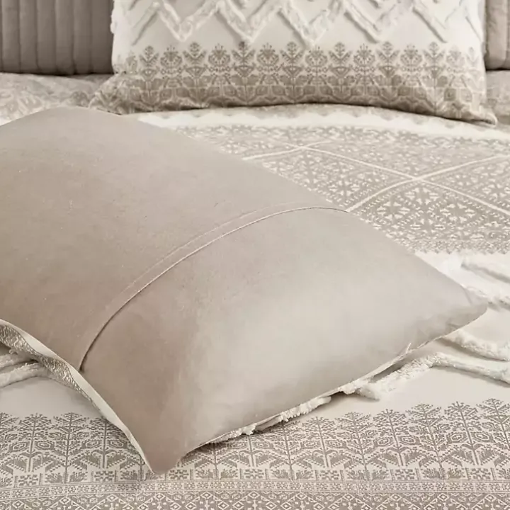 Gray and White 3-pc. Full/Queen Duvet Set