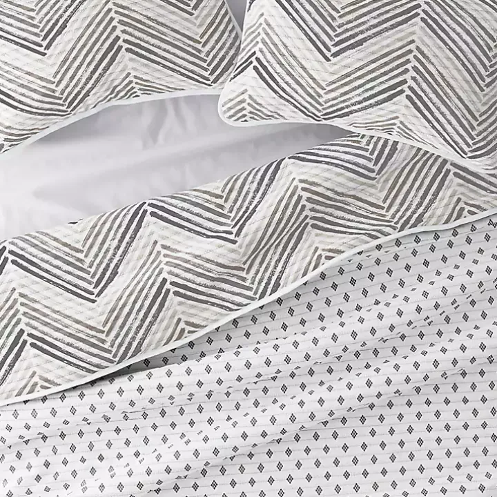 Gray Chevron Reversible 3-pc. King Quilt Set