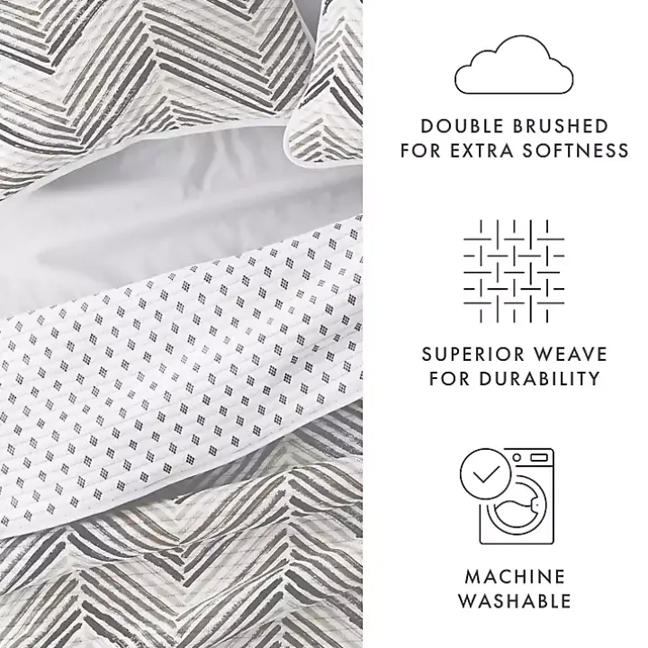 Gray Chevron Reversible 3-pc. King Quilt Set