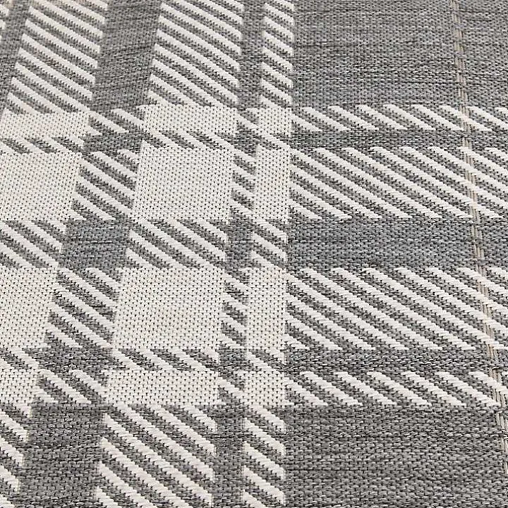 Gray Priya Plaid Indoor/Outdoor Area Rug, 7x9