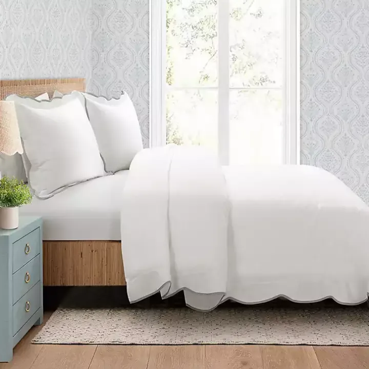 Gray Scalloped Edge 3-pc. King Comforter Set
