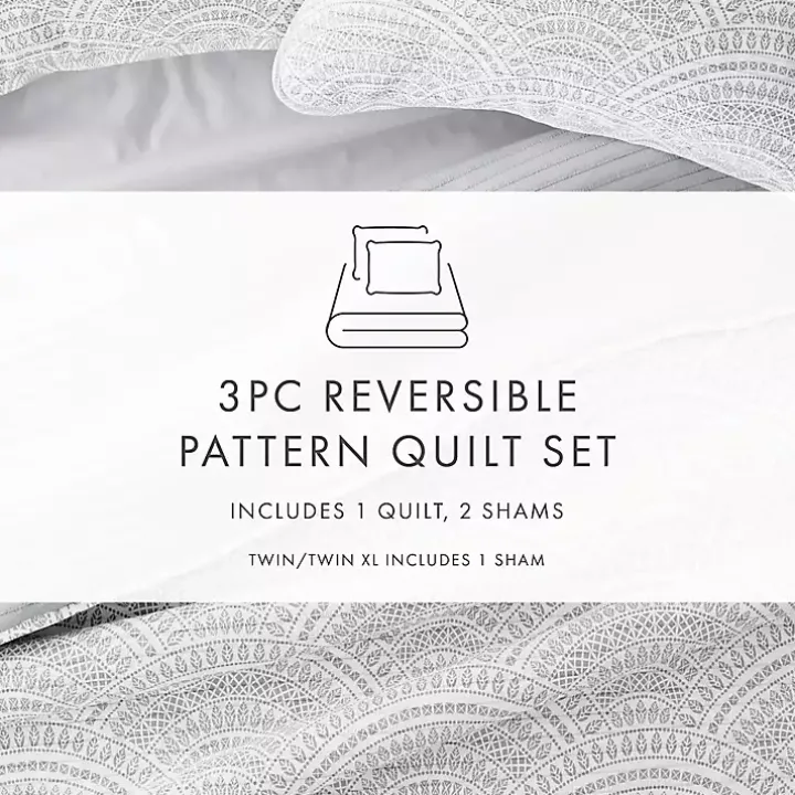 Gray Scalloped Reversible 3-pc. Queen Quilt Set