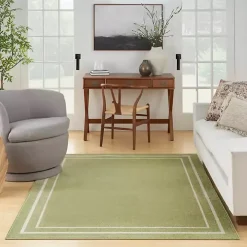 Green Bordered Indoor/Outdoor Area Rug, 5x7