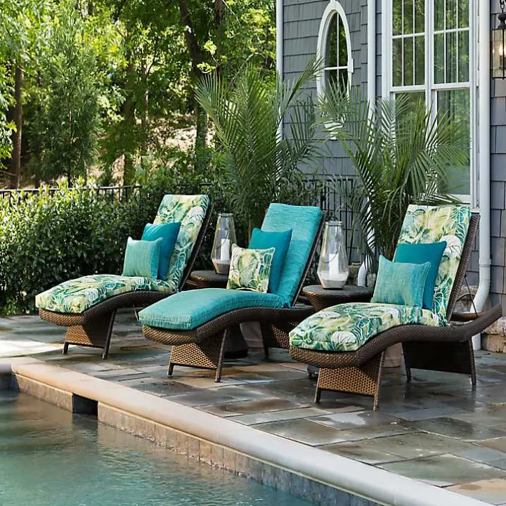 Green Lagoon Outdoor Chaise Cushion