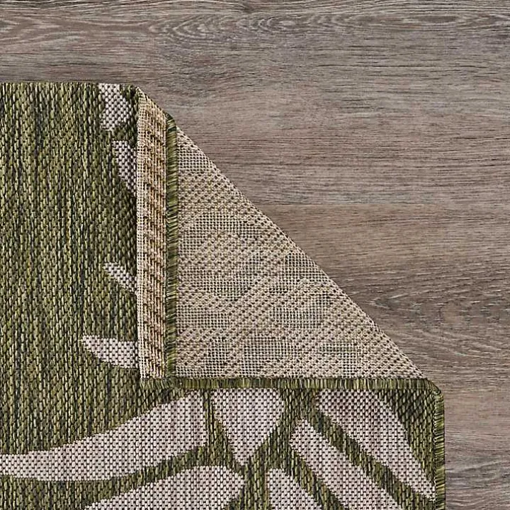 Green Pineapple Indoor/Outdoor Area Rug, 5x7