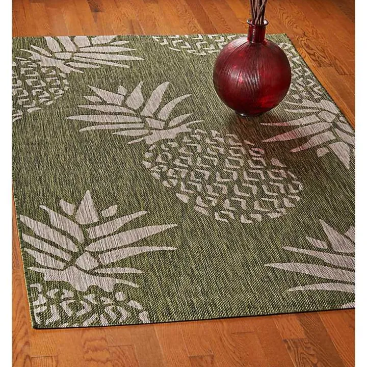 Green Pineapple Indoor/Outdoor Area Rug, 5x7
