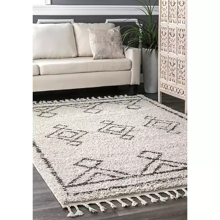 Macey Moroccan Diamond Area Rug, 5x8