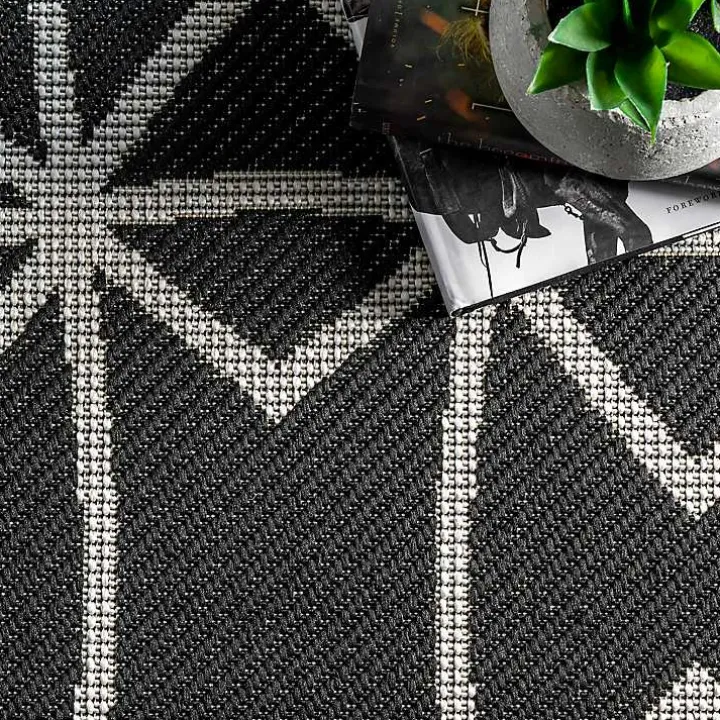 Sanford Gray Geometric Shapes Outdoor Rug, 8x10