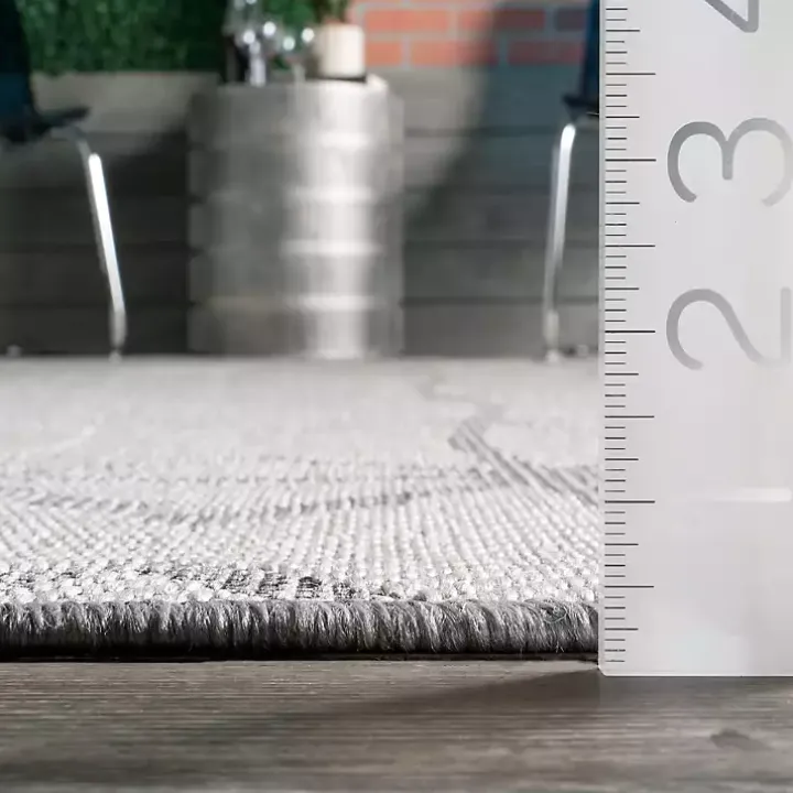 Sanford Light Gray Geometric Outdoor Rug, 8x10