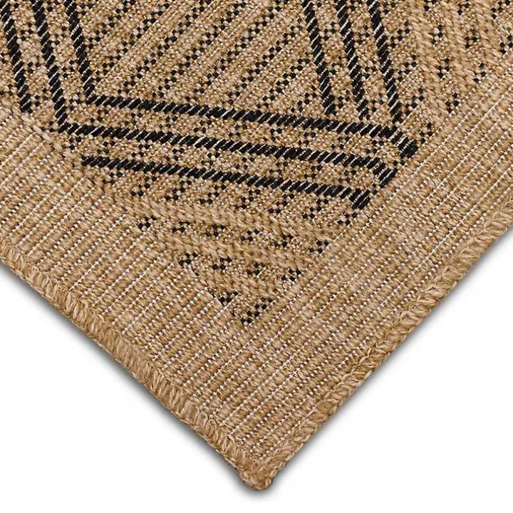 Tan & Black Diamonds Indoor/Outdoor Area Rug, 7x9