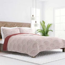 Terra Scalloped Reversible 3-pc. Queen Quilt Set