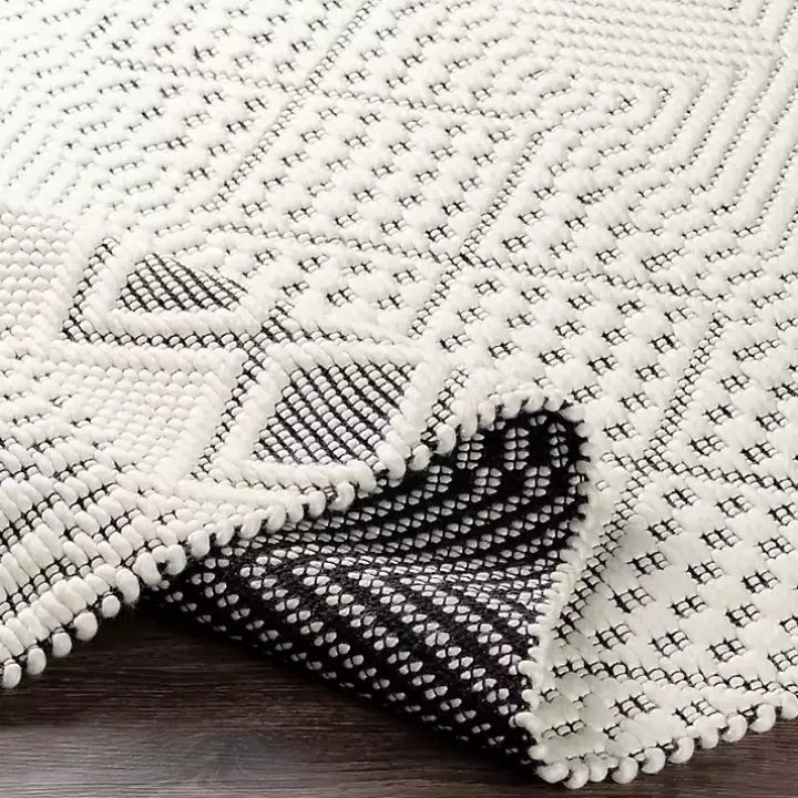 White and Black Diamond Tassel Wool Area Rug, 5x7