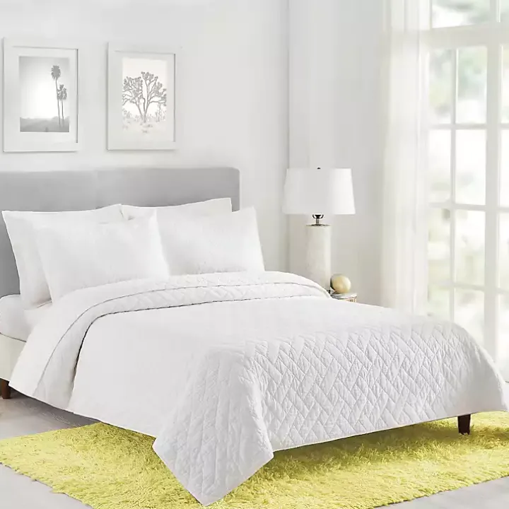 White Dream Weaver 3-pc. King Coverlet Set